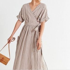 NWT UO Gabrielle Midi Linen Wrap Dress